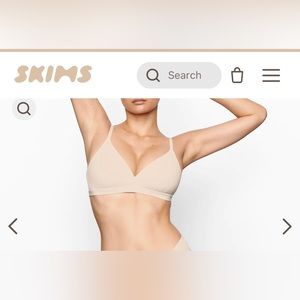 Fits everybody crossover bralette